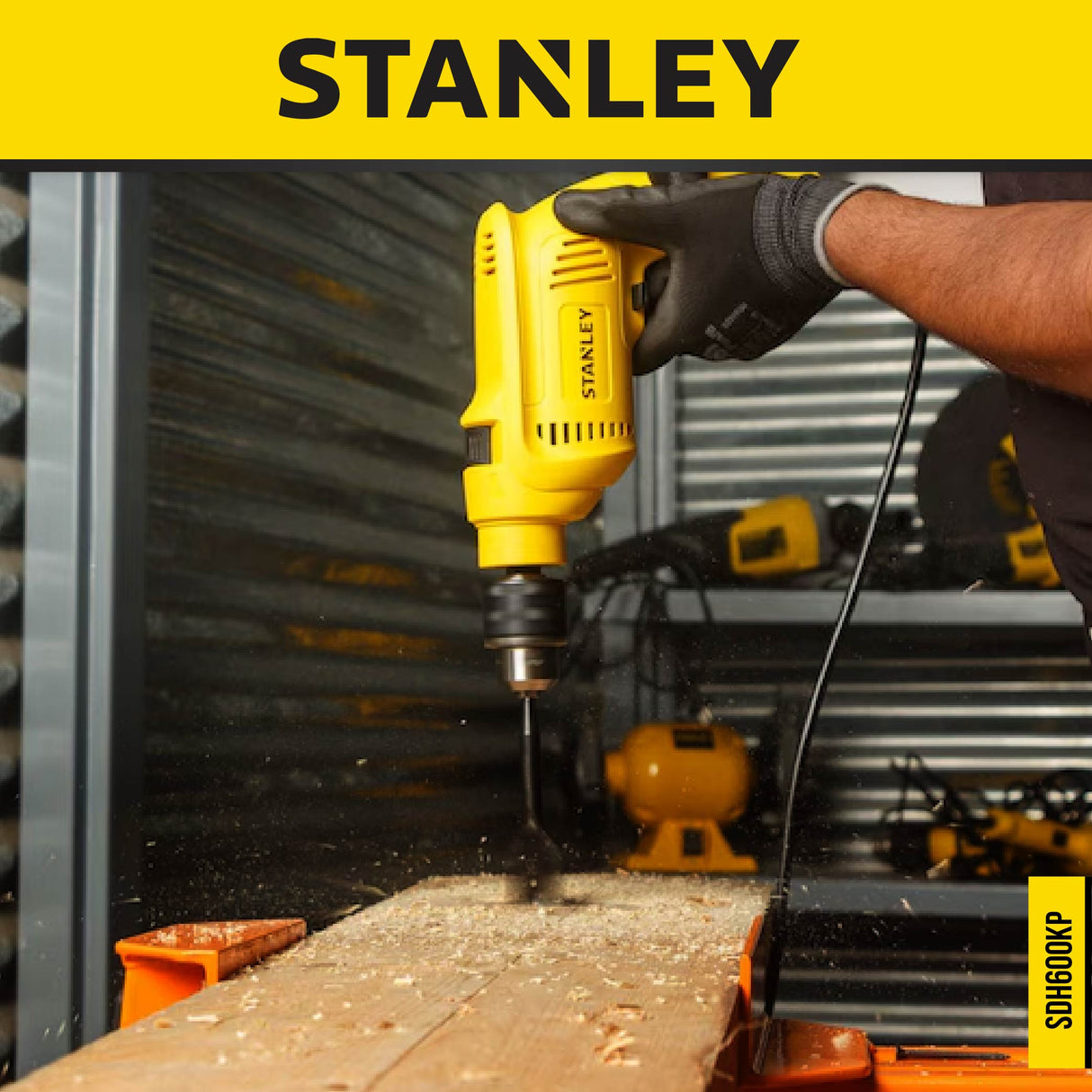 Stanley SDH600KP / SDH600KM Percussion Drill 13mm 600W c/w 120pcs Accessories