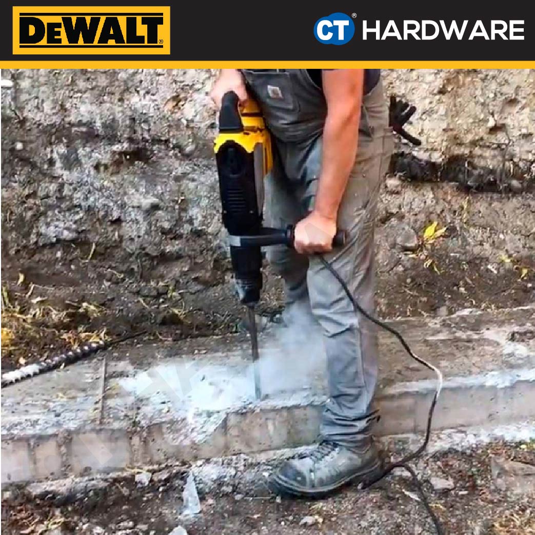 DEWALT D25773K SDS MAX DEMOLOTION HAMMER 52MM 1700W 10KG 1105-2210BPM 145-290RPM MAX 22.7J
