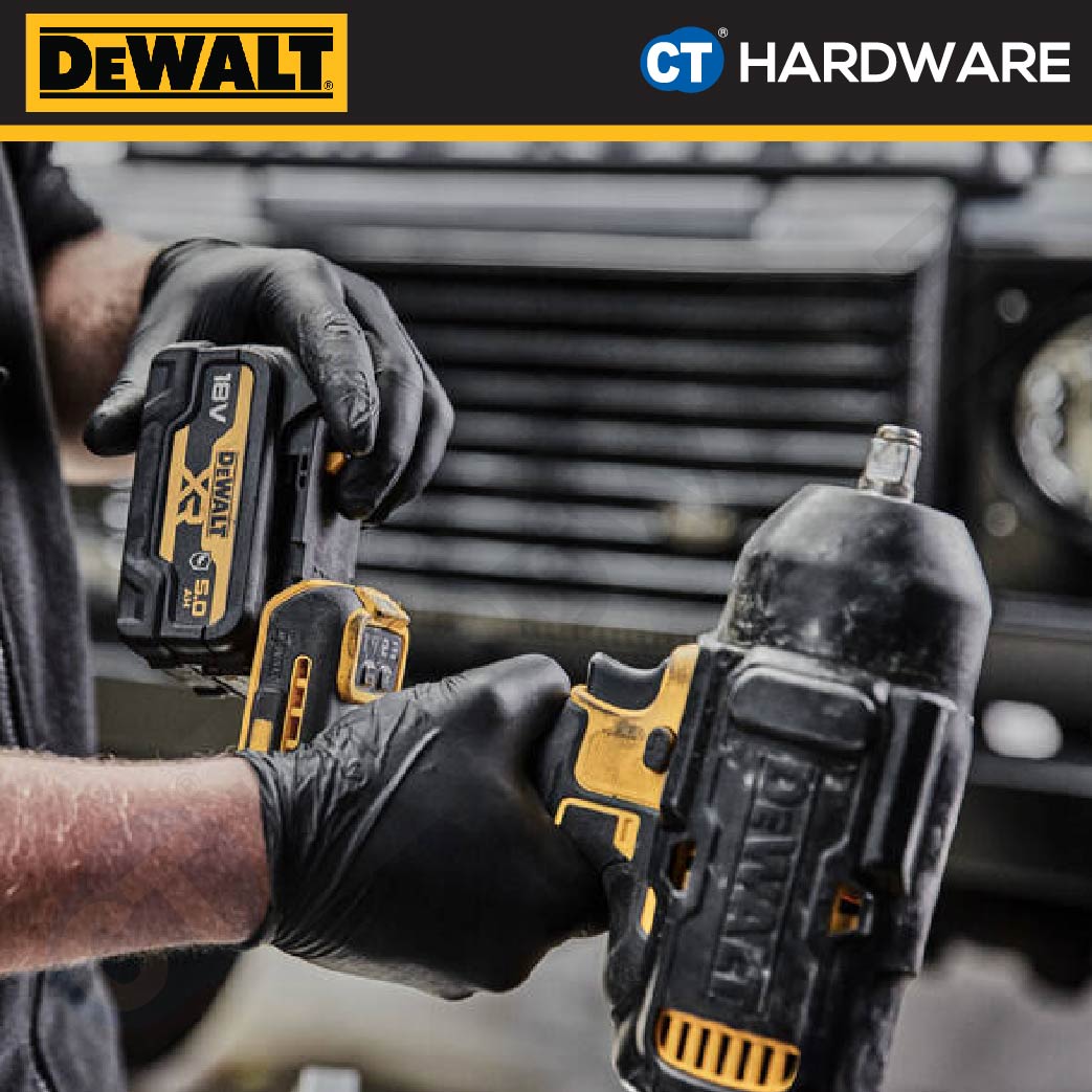DEWALT DCF900P2T XR 20VMAX BRUSHLESS HIGH TORQUE 1/2" IMPACT WRENCH COME WITH 2x 5.0AH BATTERY & 1x CHARGER