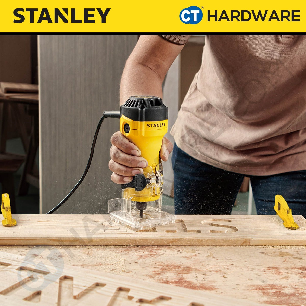 Stanley ST55 Trimmer 550W 1/4" 6/6.35mm