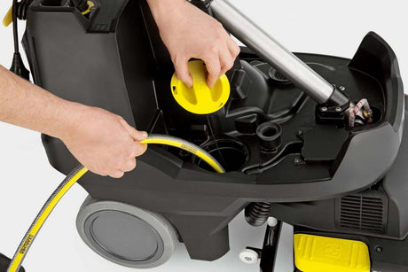 Karcher BR 35/12 C BP PACK LI Professional Cordless Scrubber Dryer 25V 1050-1400 m²/h [BR3512CBPPACK | 17834670]