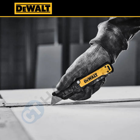 DEWALT DWHT10991 Push & Flip Folding Utility Knife | Folding Box Cutter | Quick Change Blade | Original