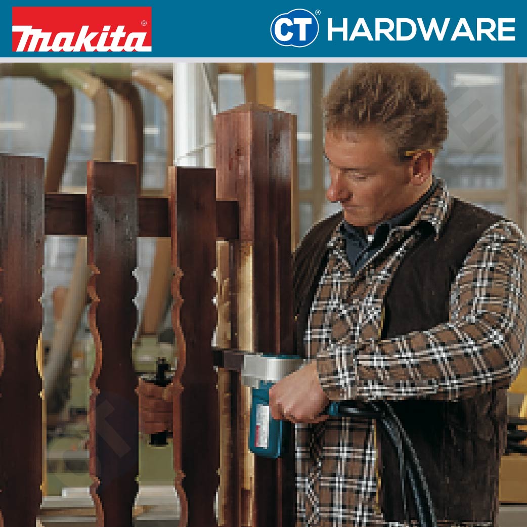 Makita 9031 Belt Sander 1-3/16" x 21" 550W 200-1000m/min 2kg