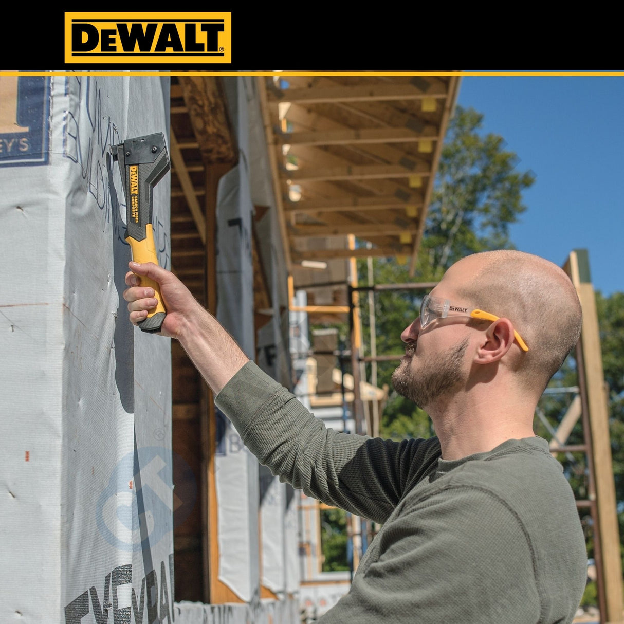 DEWALT DWHT75900 Carbon Fiber Composite Hammer Tacker | Heavy-Duty Staple Hammer | Lightweight Professional Stapler