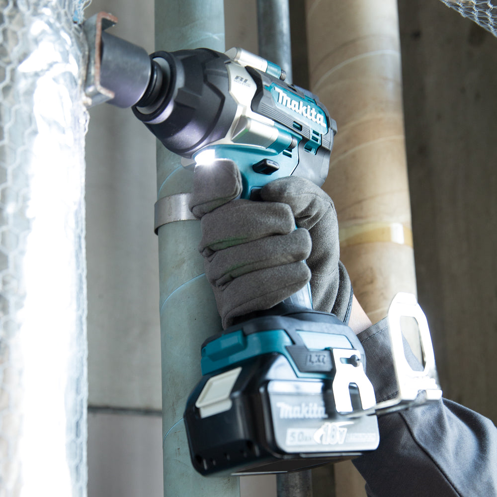 Makita DTW700TJX1 + DGA404Z 2-Tool Combo Set LXT 18V Cordless Brushless 1/2 inch 700Nm Impact Wrench and 100mm Angle Grinder