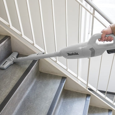 Makita CL106FDWYW/ FDZW CXT 12Vmax Cordless Cleaner 600ml 3.1kPa Incl. 1x 1.5Ah Battery, 1x Charger