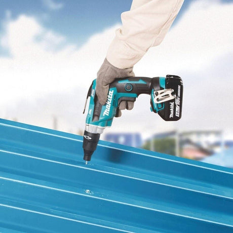 Makita DFS250RTE Cordless Screwdriver 18V with 2x 5.0Ah Batteries