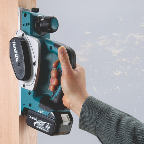 Makita DKP180RFE/ Z LXT 18V Cordless Planer 82mm (3-1/4") (Body Only | 2-Battery)
