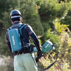 Makita UR201CZ LXT 18Vx2 Cordless Brushless Grass Trimmer 3-Speed (Body Only)